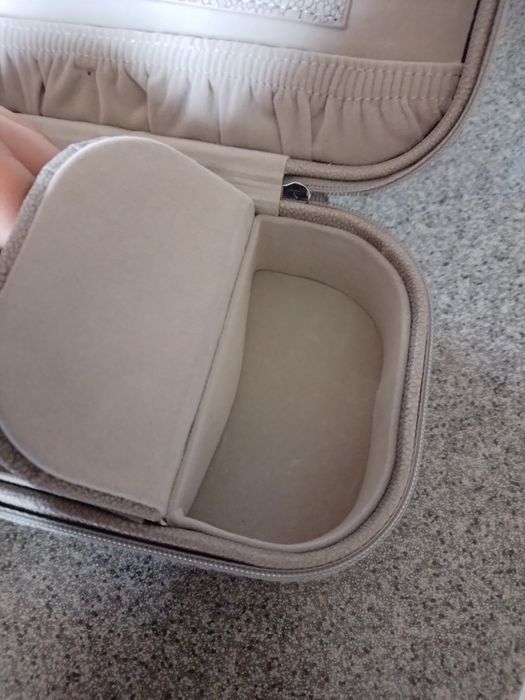 Kuferek na biżuterię Mojoo