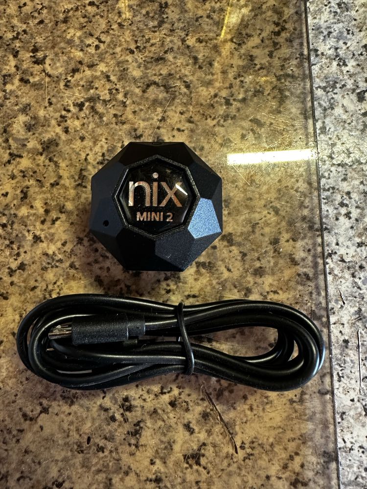 Колориметр Nix Mini 2 - портативний інструмент для підбору кольорів