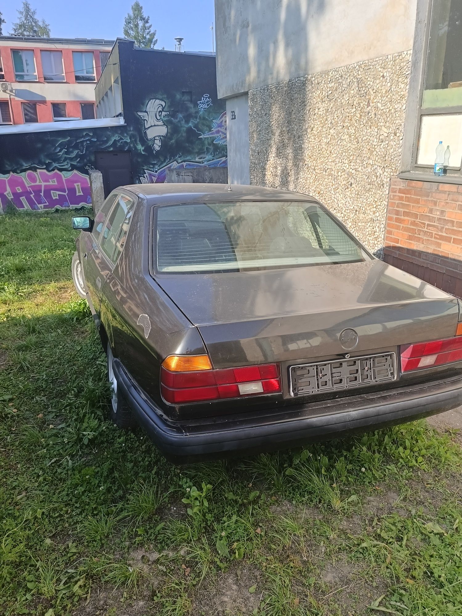 BMW 750 LONG do renowacji czytaj opis