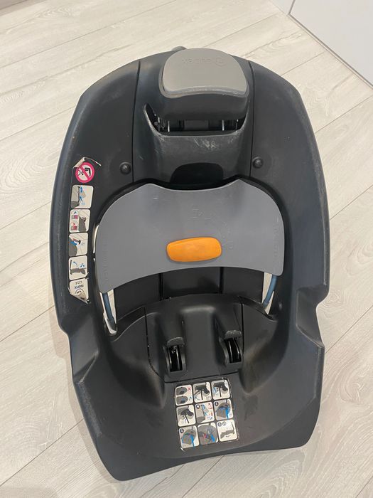 Fotelik z bazą firmy CYBEX platinum