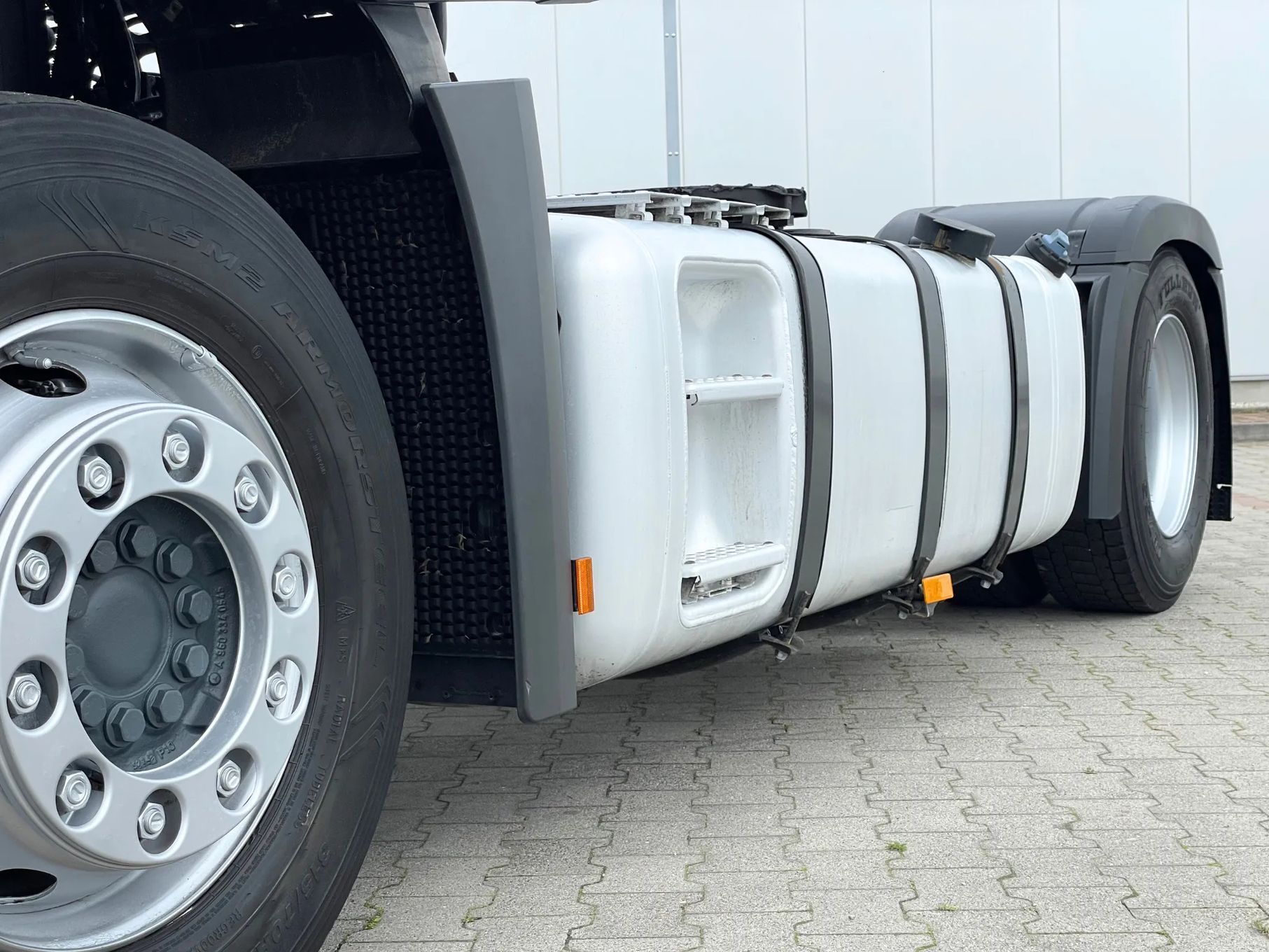 Mercedes-Benz ACTROS 1845 / STANDARD / SALON PL  pierwszy właściciel ciągnik siodłowy serwisowany