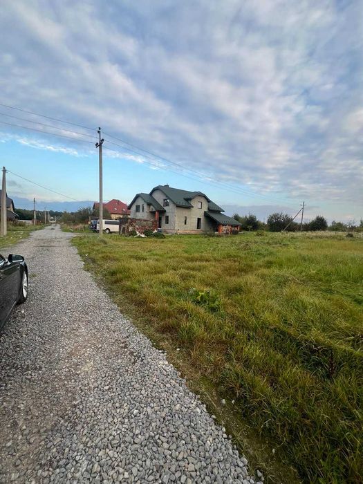 Продаж ділянки с. Бартатів 11с.