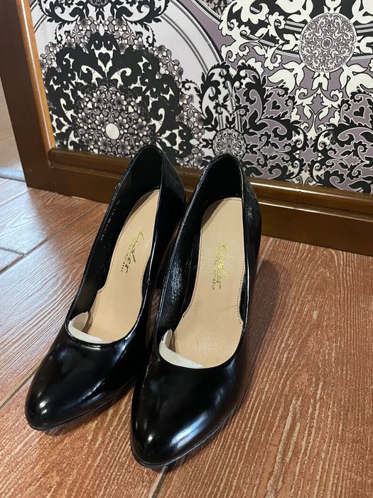 Lider туфлі жіночі