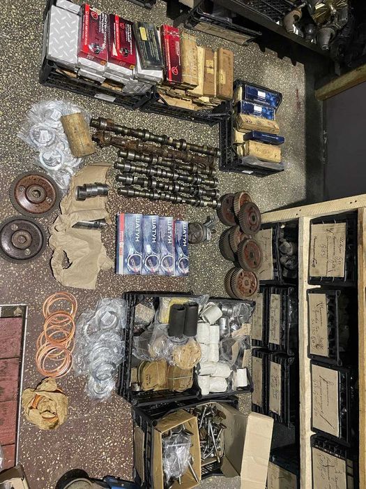 Распредвал, втулки та шестерни распредвала Газ 52, Газ 53, Газ 69, Уаз