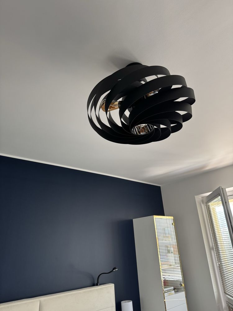 Lampa sufitowa czarna (żyrandol) VENTO Agata Meble