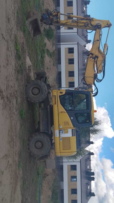 Koparka kołowa KOMATSU PW140-7, 2007 rok, igła, stan bardzo dobry!