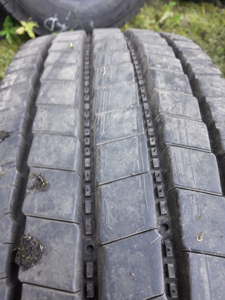 205/75R17.5 Michelin XZE2