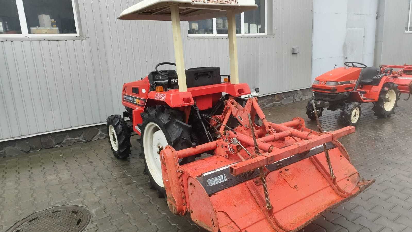 Japoński traktorek Mitsubishi MT 20 glebogryzarka 4x4 20 km