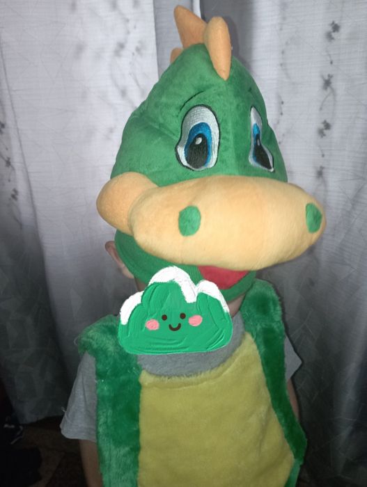 Новорічні(карнавальні) дитячі костюми ведмедик зайчик дракончик космон