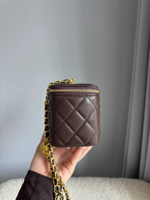 Сумка Chanel шкіряна