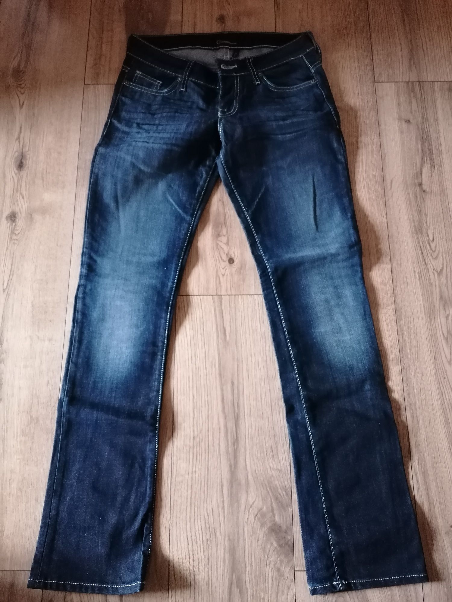 Spodnie jeansowe GUESS rozmiar 28