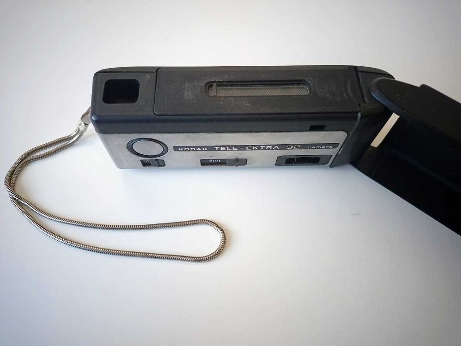 Máquina Fotográfica “Vintage“ Kodak Tele-Ektra 32 camera