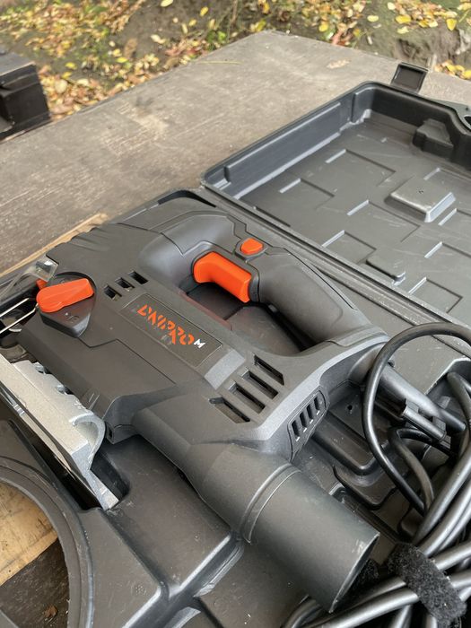 Электрическая лобзиковая пила Dnipro-M JS-80LX