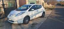 Нисас Лиф Nissan Leaf 2014г