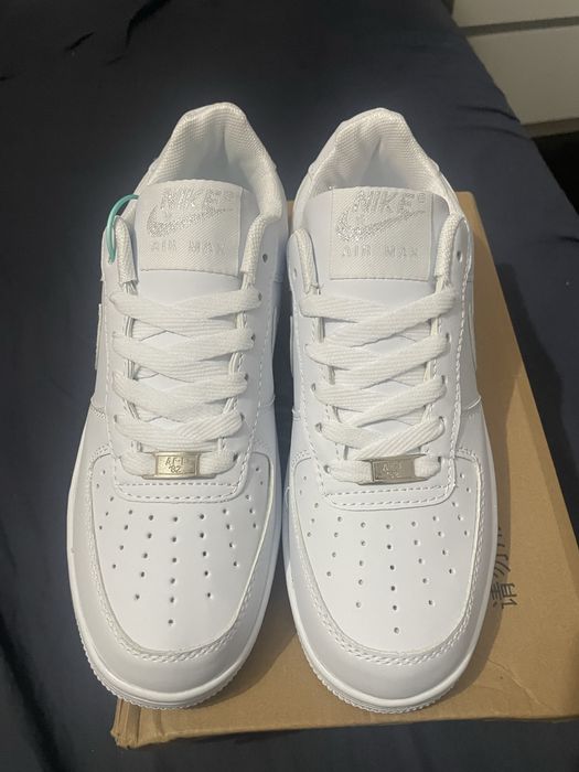 Air Force 1 Triple White