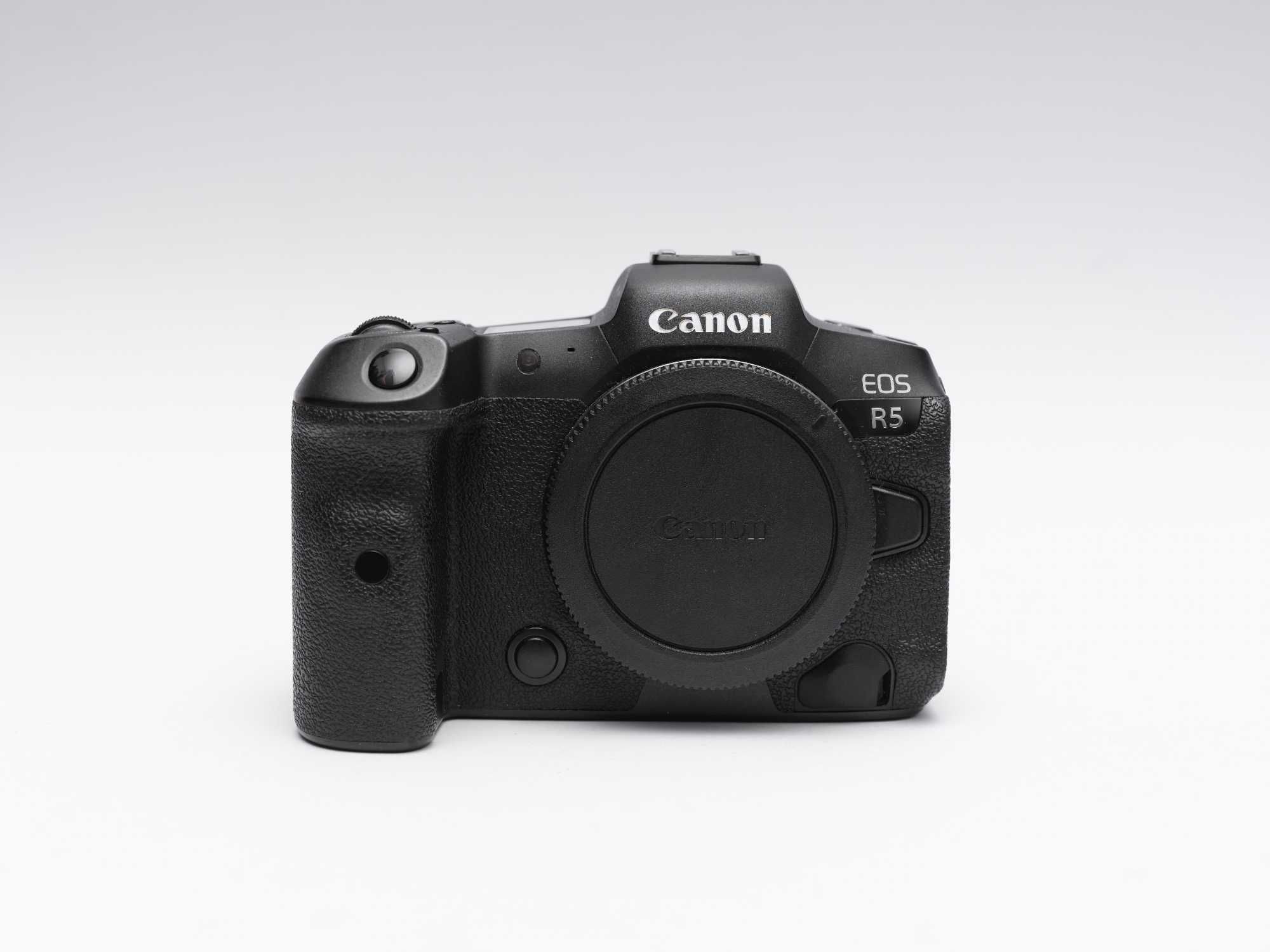 Canon EOS R5 - niecale 57k przebiegu + gratis karta CF EXPRES!