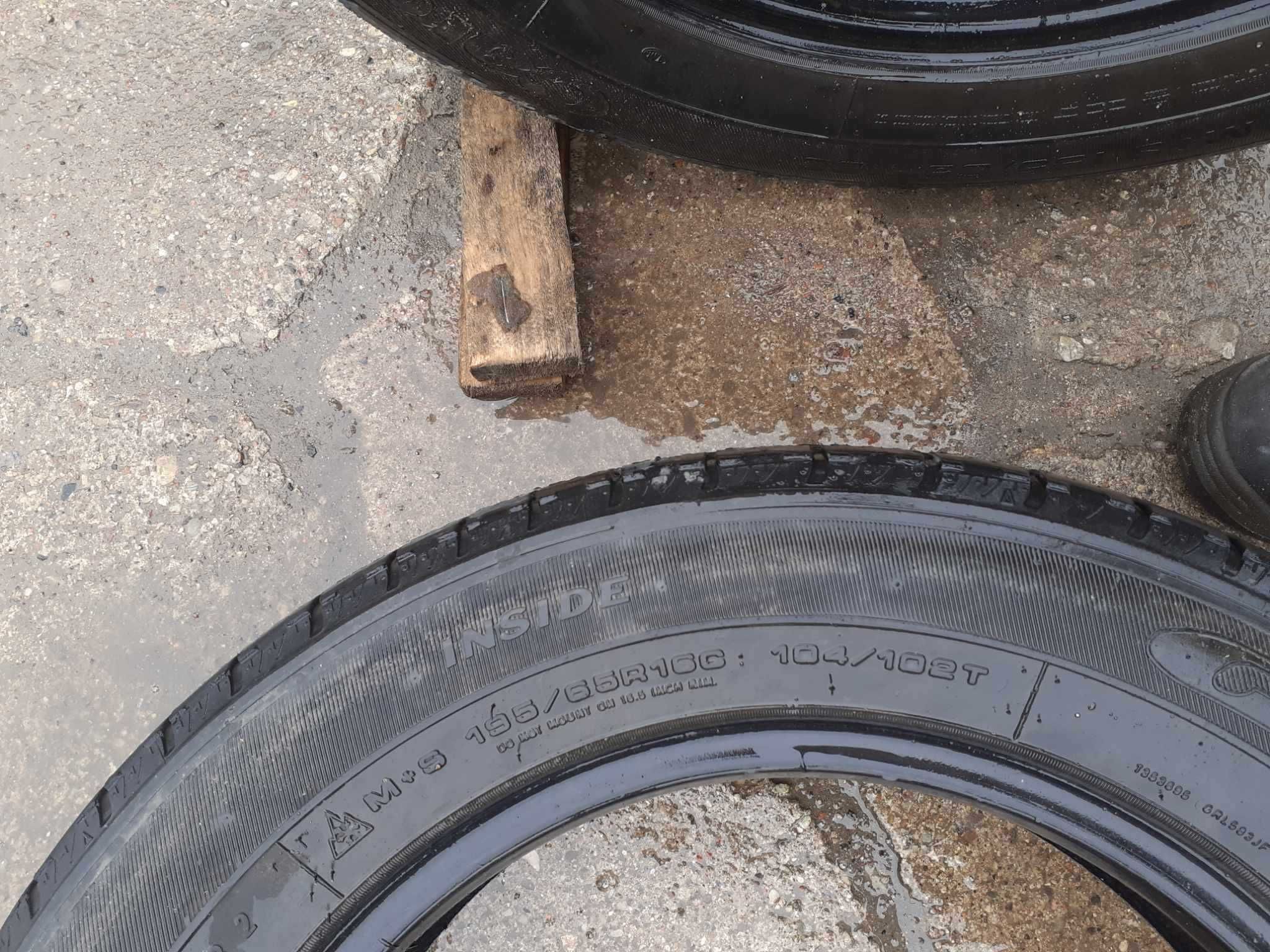 2x używane opony zimowe 195/65 R16C Wzmacniane do busa - 4mm