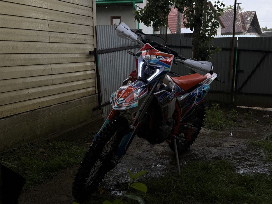 Продається Geon gnx 300 Dakar Ygs мотоцикл в гарному стані все працює.