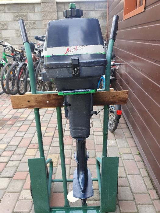 Продам лодочний мотор Yamaha malta