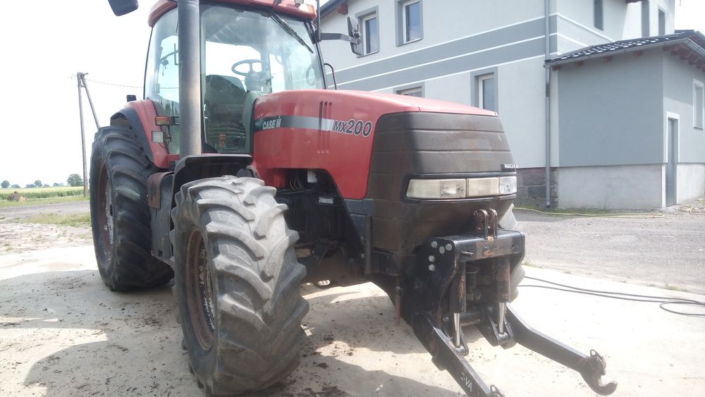Ciągnik case mx 200