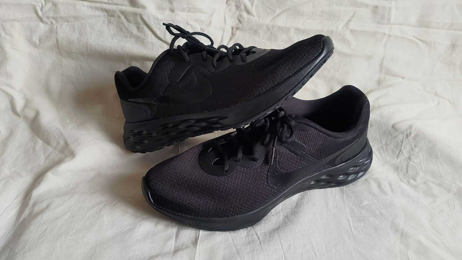 кроссы Nike Revolution 6 DC3728-001 р46 NEW