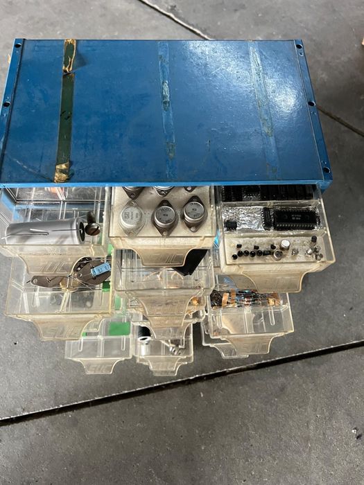 Material eletrónico