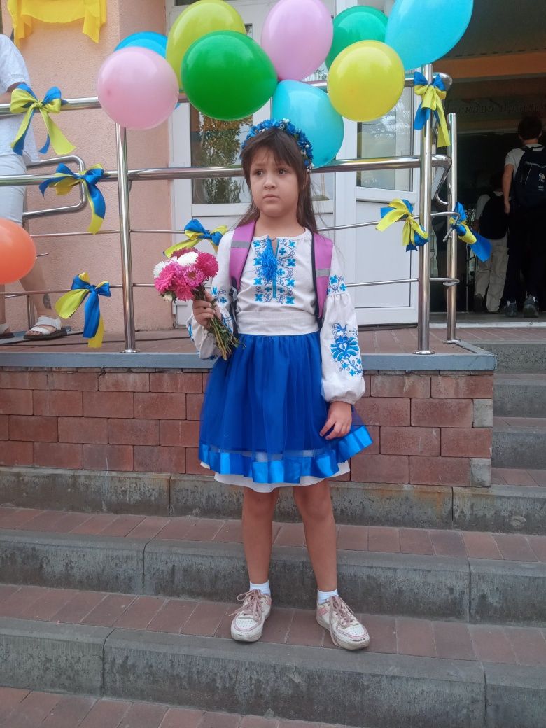 Шукаю асистента дитини в перший клас