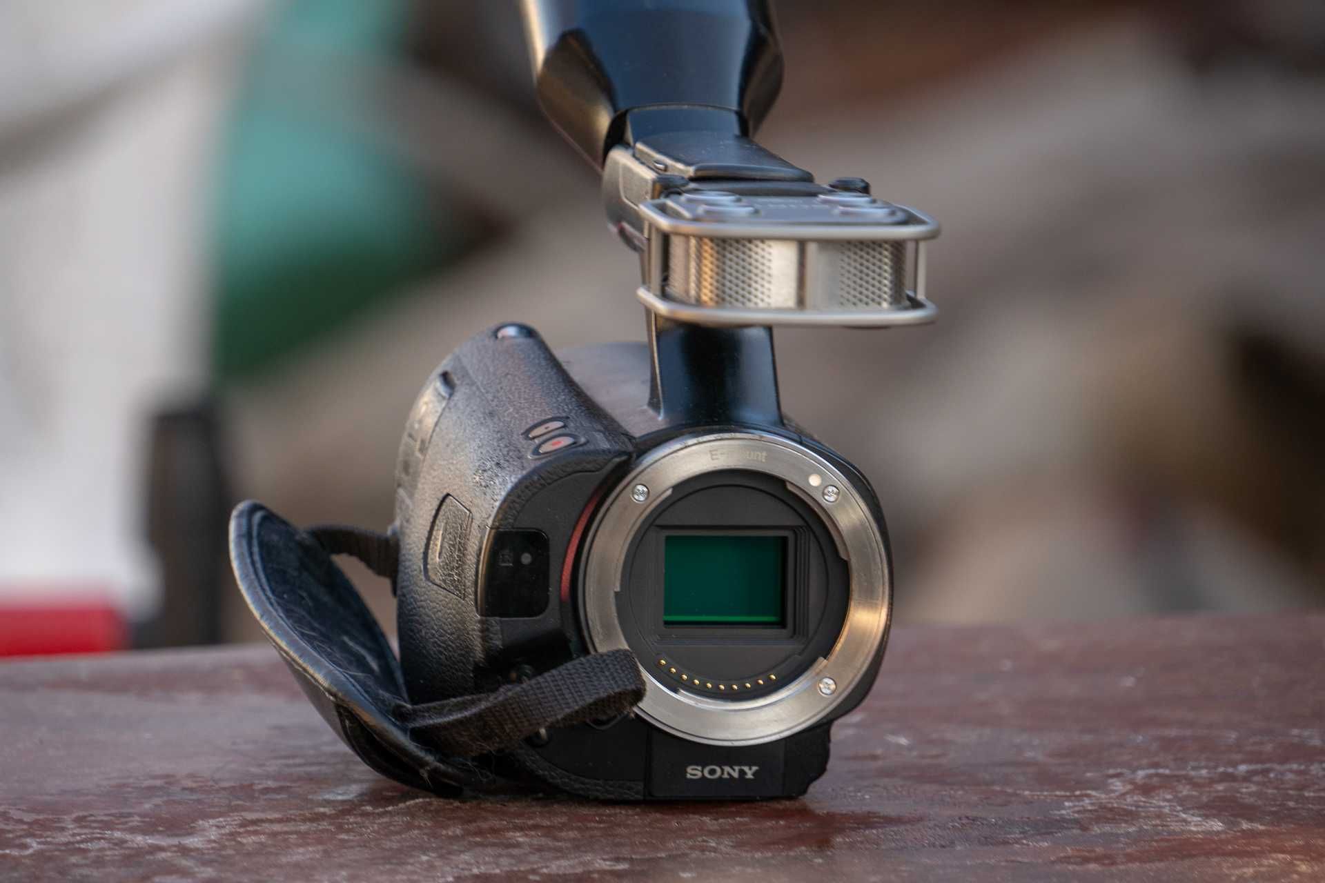 Sony NEX-VG20E відеокамера камкодер