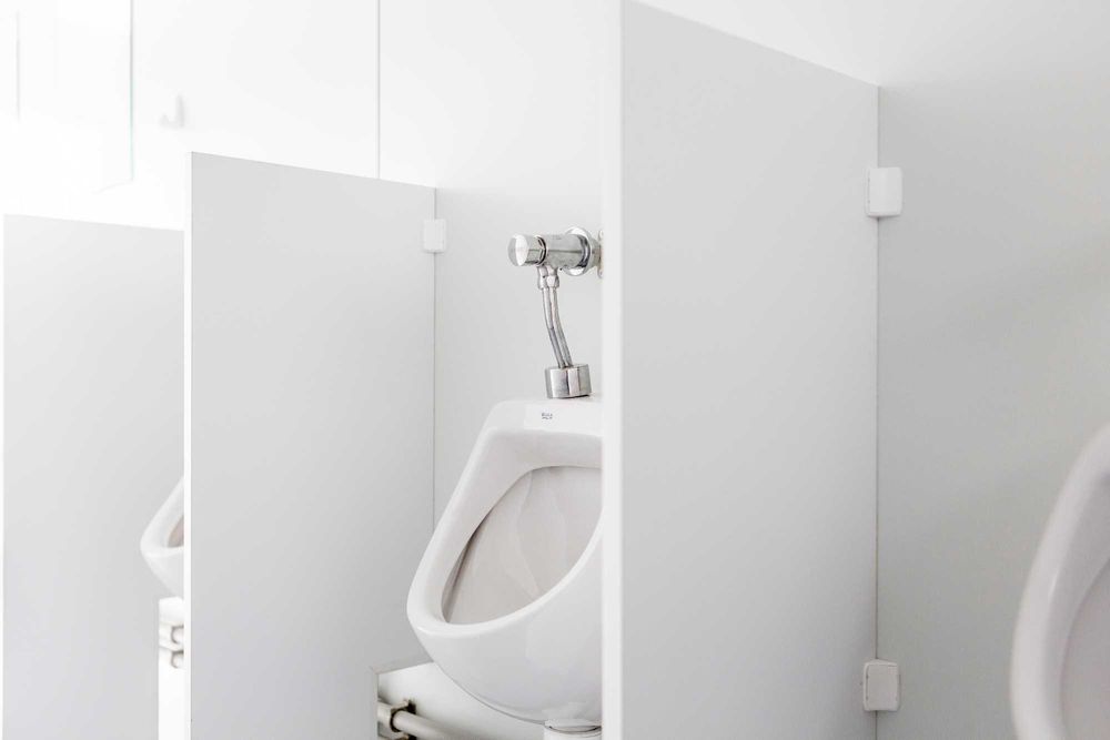 kontener sanitarny, kontener z prysznicem i sanitariatem, WC, kontener