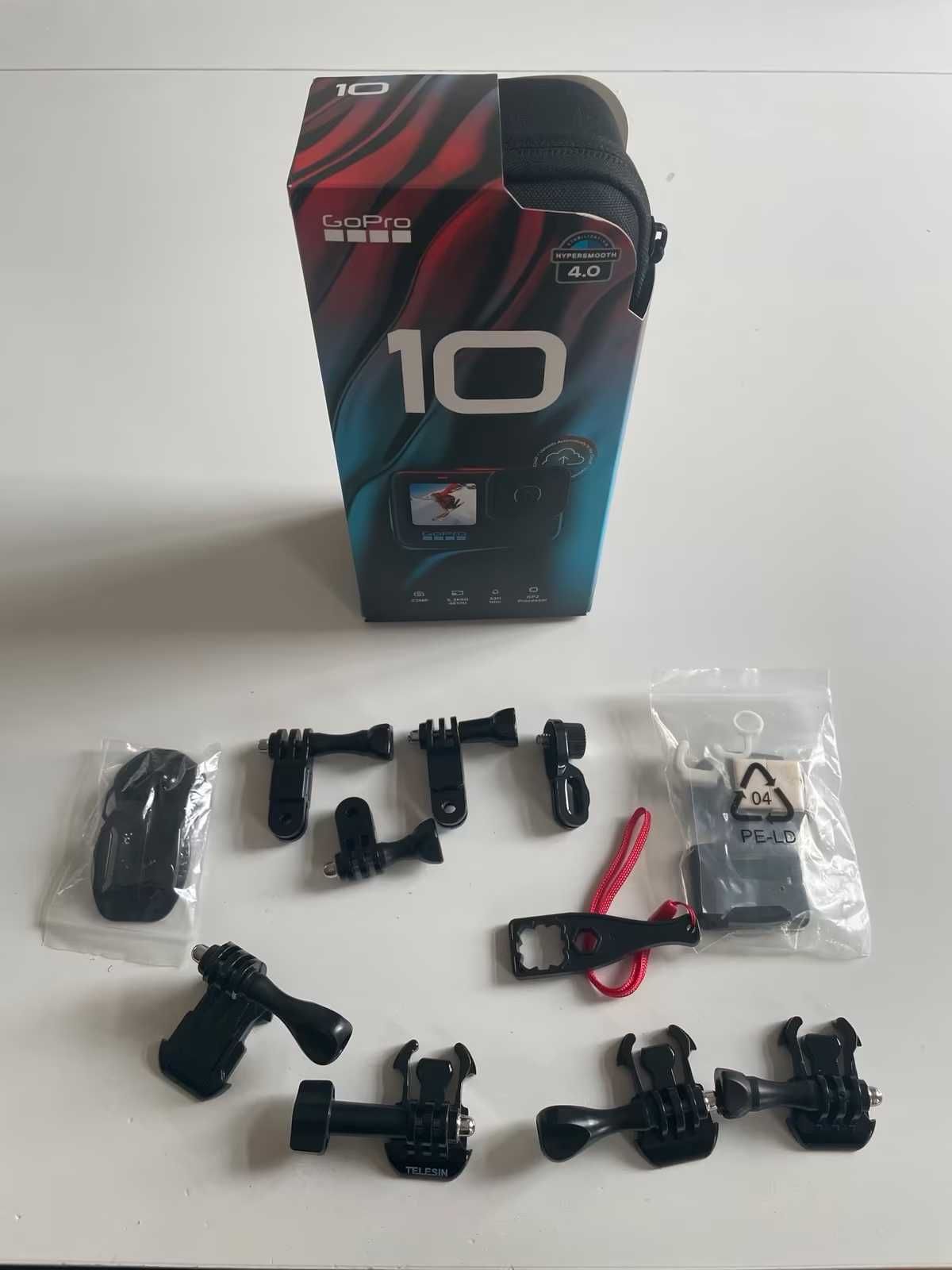 GoPro Hero 10 sportowa kamera z kompletem akcesoriów, objęta gwarancją
