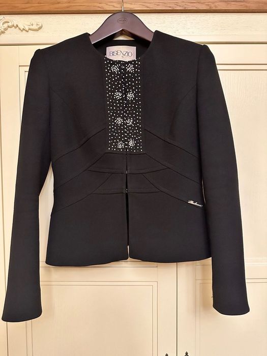 Пиджак женский короткий