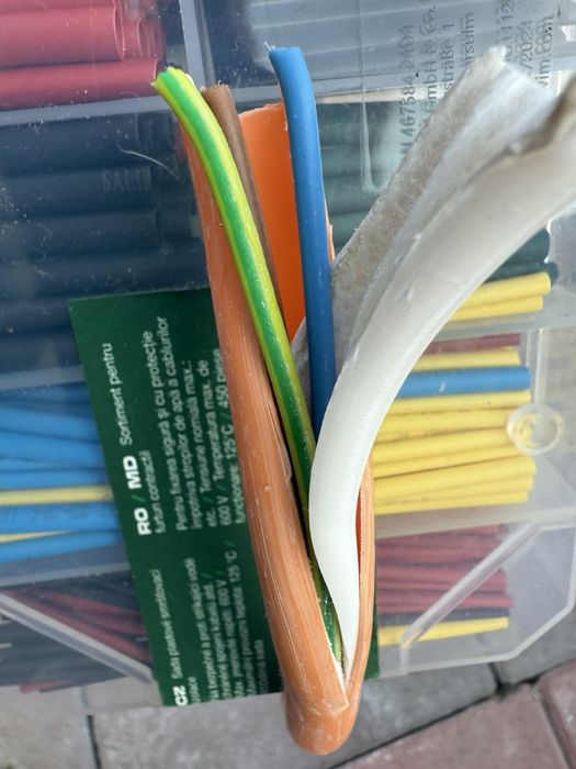 Продам кабель PRAFlaSafe CHKH-R-J 3х1.5 5х1.5 3х2.5 самозагасаючий