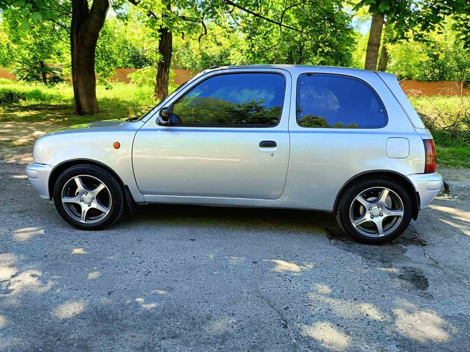 Продам ниссан микра к11 1.3 бензин 16кл