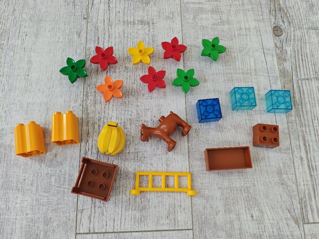 Lego Duplo figurka koza kwiaty koryto banany skrzynka zestaw