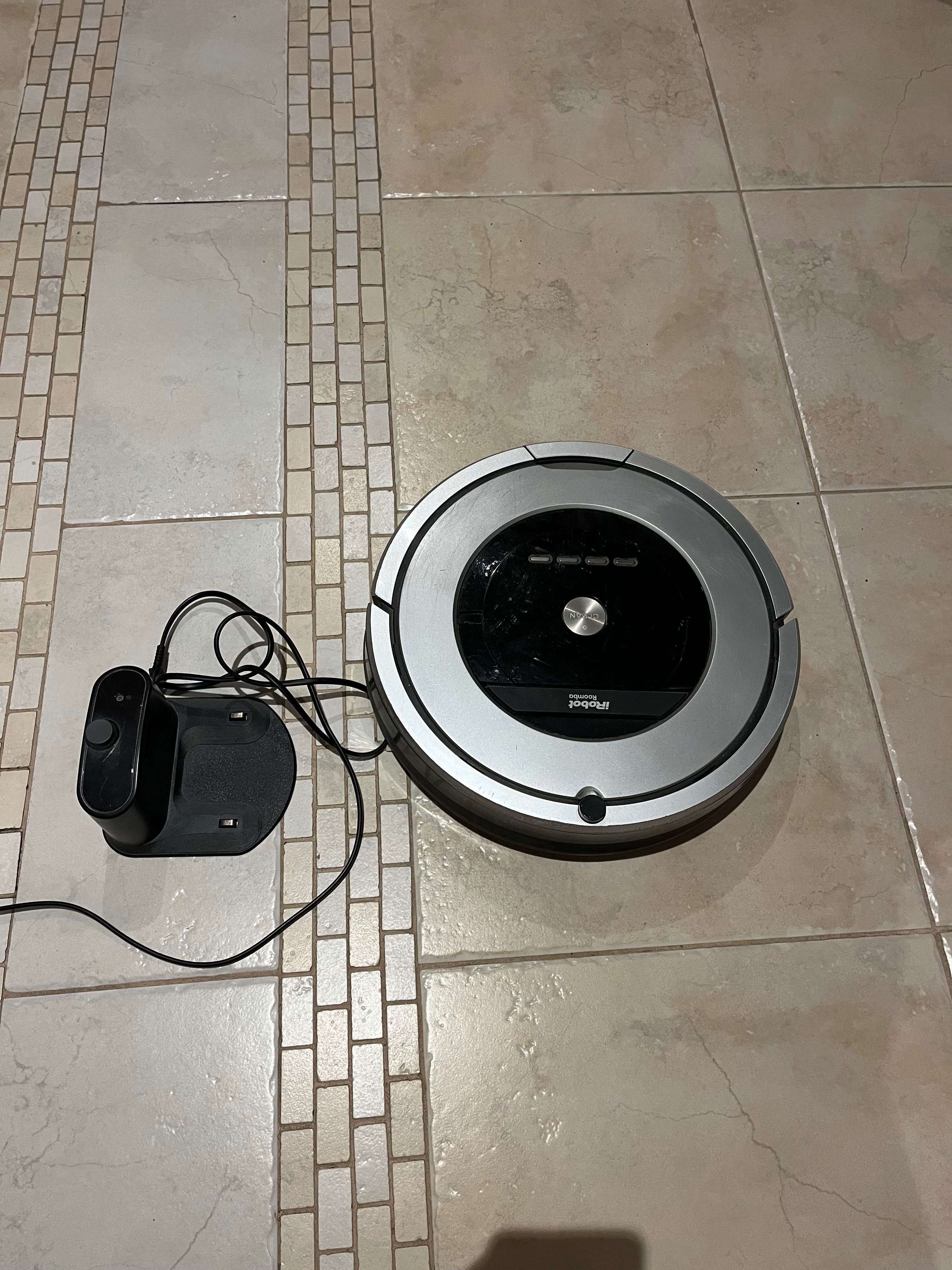 IRobot  Roomba 886  odkurzacz