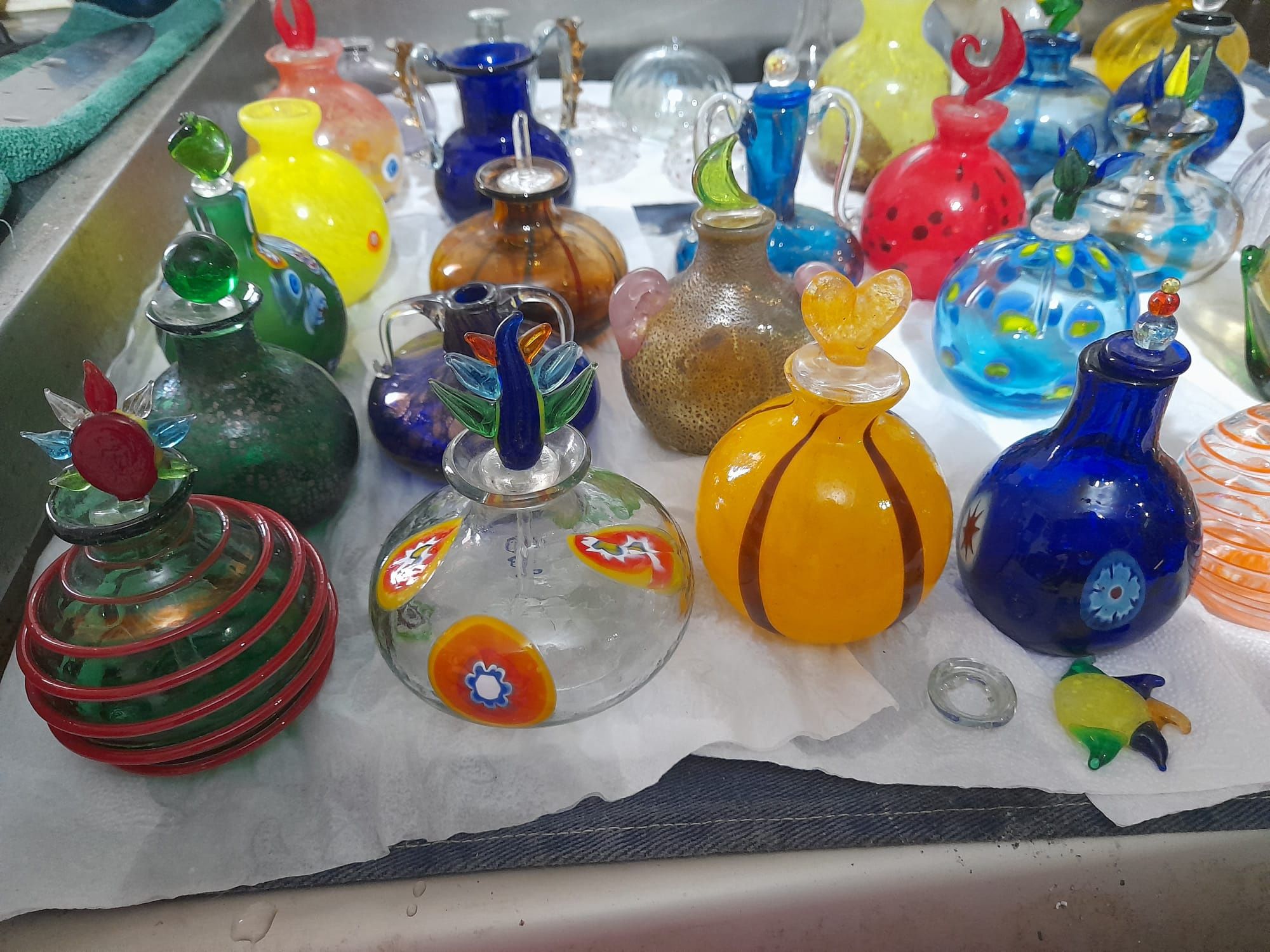 Coleção de frascos de perfume