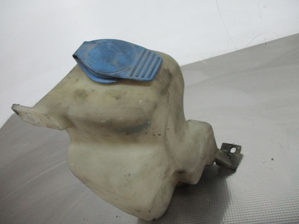 Reservatório / depósito água limpa vidros VOLKSWAGEN Golf IV (1J1)