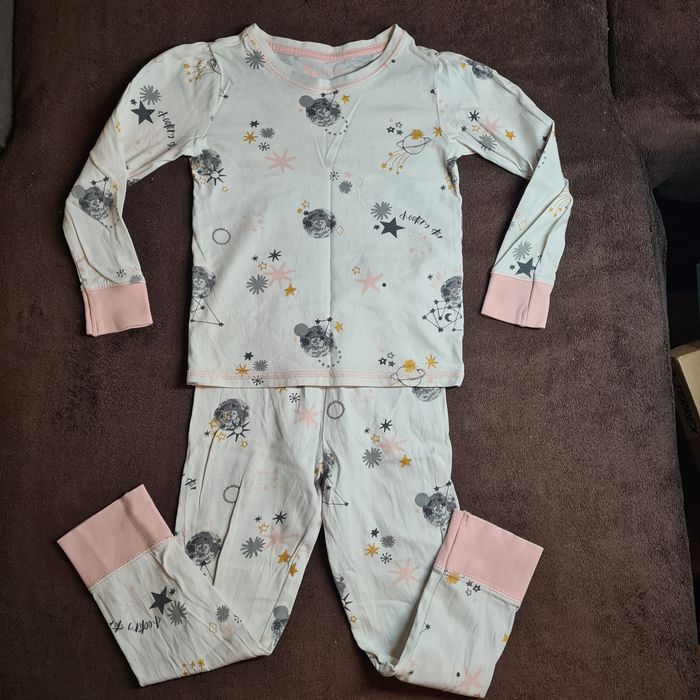 Piżama piżamka 104/110 długi rękaw kosmos planety