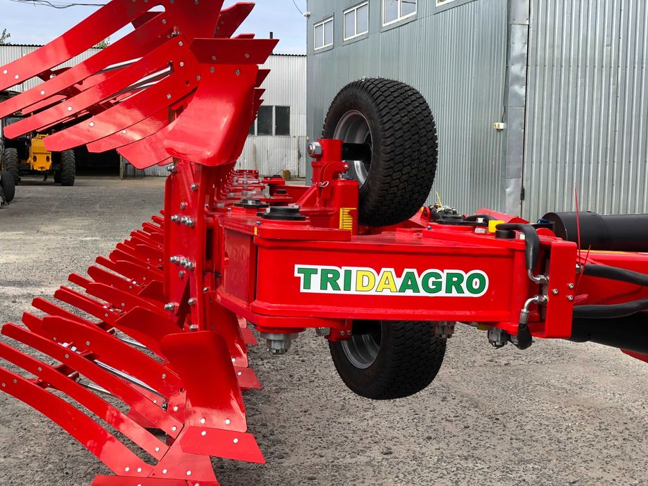 Плуг оборотний Unlu Clasa 8+1 ON LAND (2024)