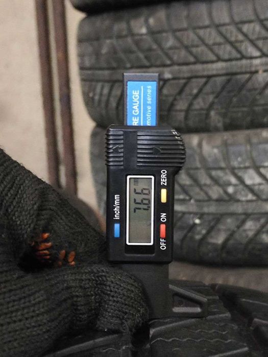 Шини резина зима 235/65 R16C Barum Snovanis 2 / Hankook RW06
