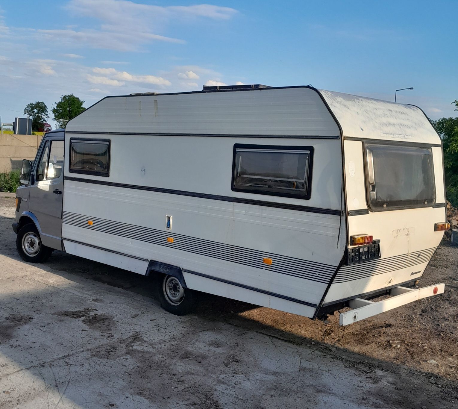 MERCEDES T1 207D Kamper Oryginał Vel.Kaczka