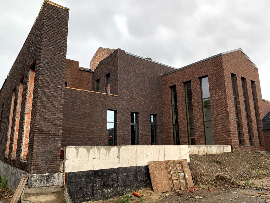 Покрівельні, фасадні роботи. Монтаж даху, утеплення. єВідновлення