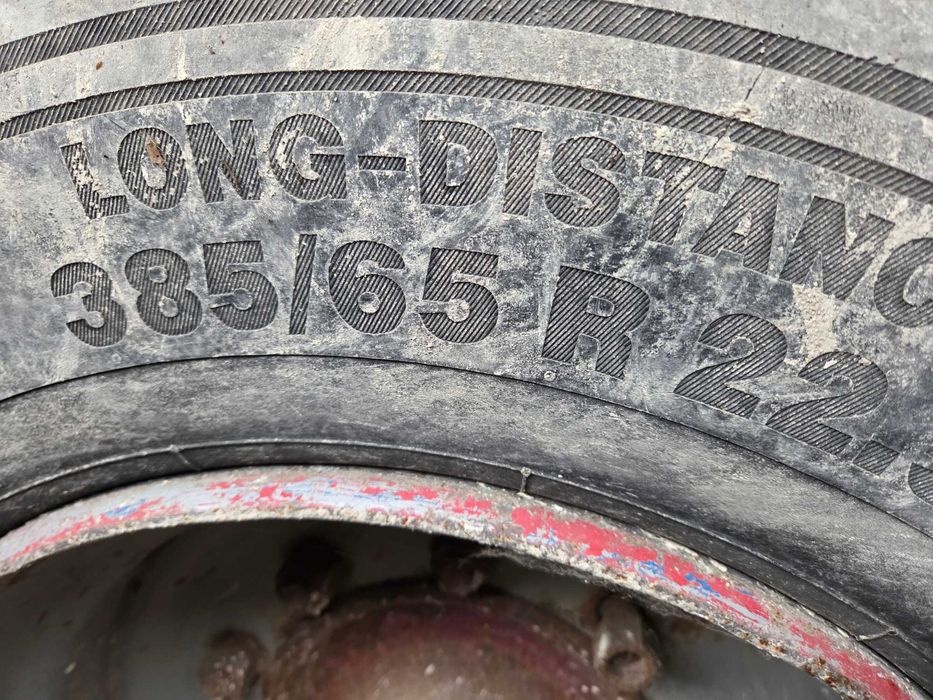 Sprzedam ciągnik z przyczepą.