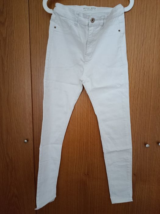 Calças de ganga brancas