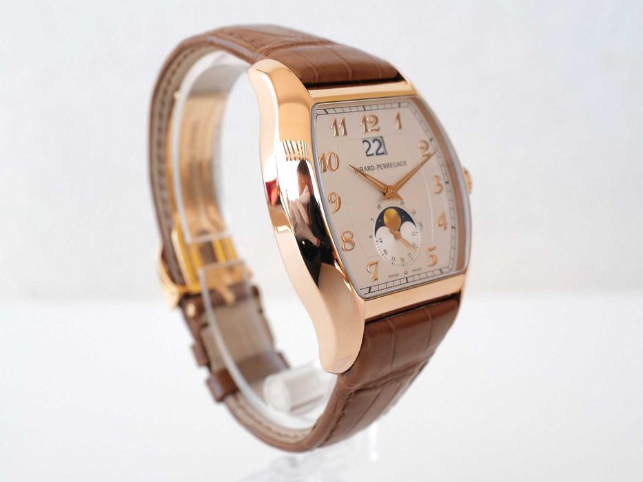 Girard-Perregaux Richeville Large Date Moon-Phases 18K Rose Gold.