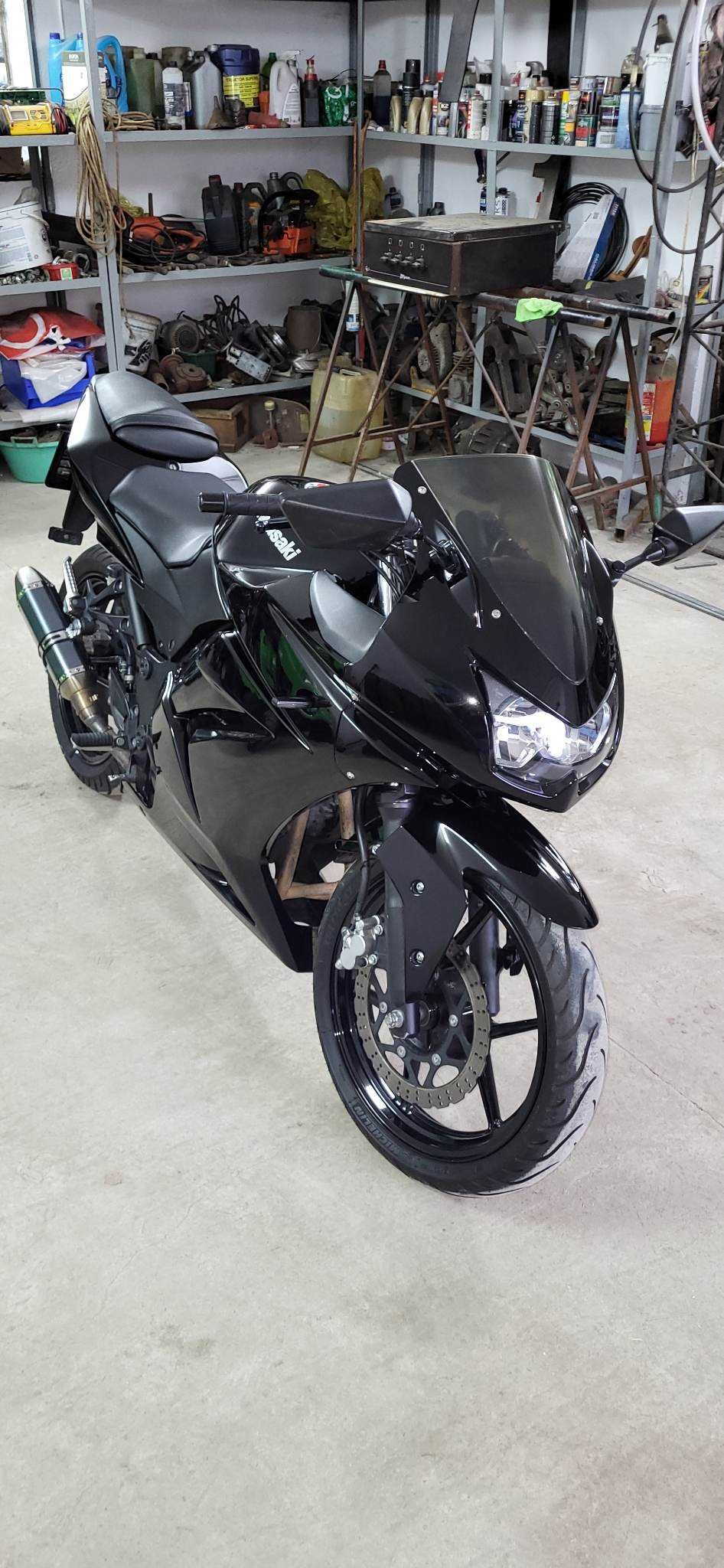 Kawasaki ninja 250r