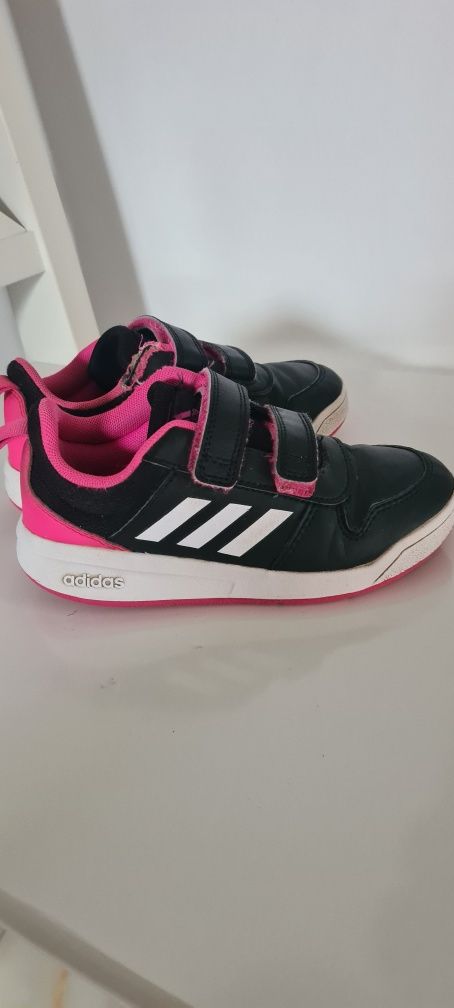 Adidaski rozmiar 29