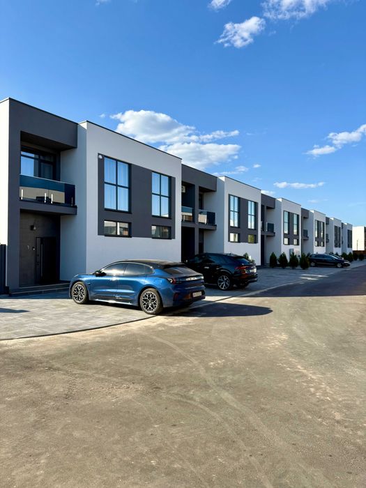 Продаж таунхаусу 125м2 закрите містечко біля озера Святище Осокорки