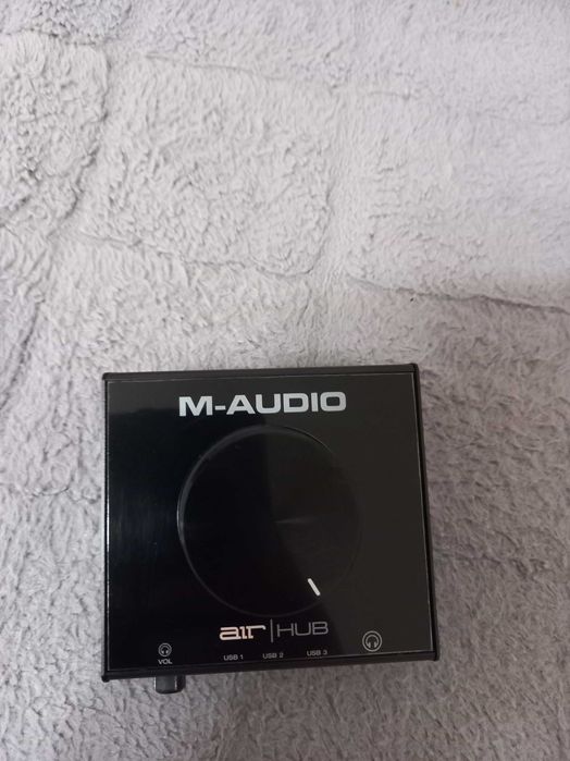 Interfejs Audio M-Audio  AIR HUB .