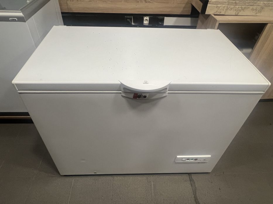 Congelador horizontal - INDESIT  300 H